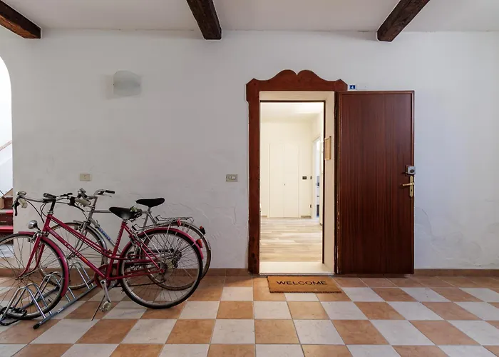 Loftino 42 Comodo Al Centro Bici Incluse Wifi Ultraveloce * 페라라